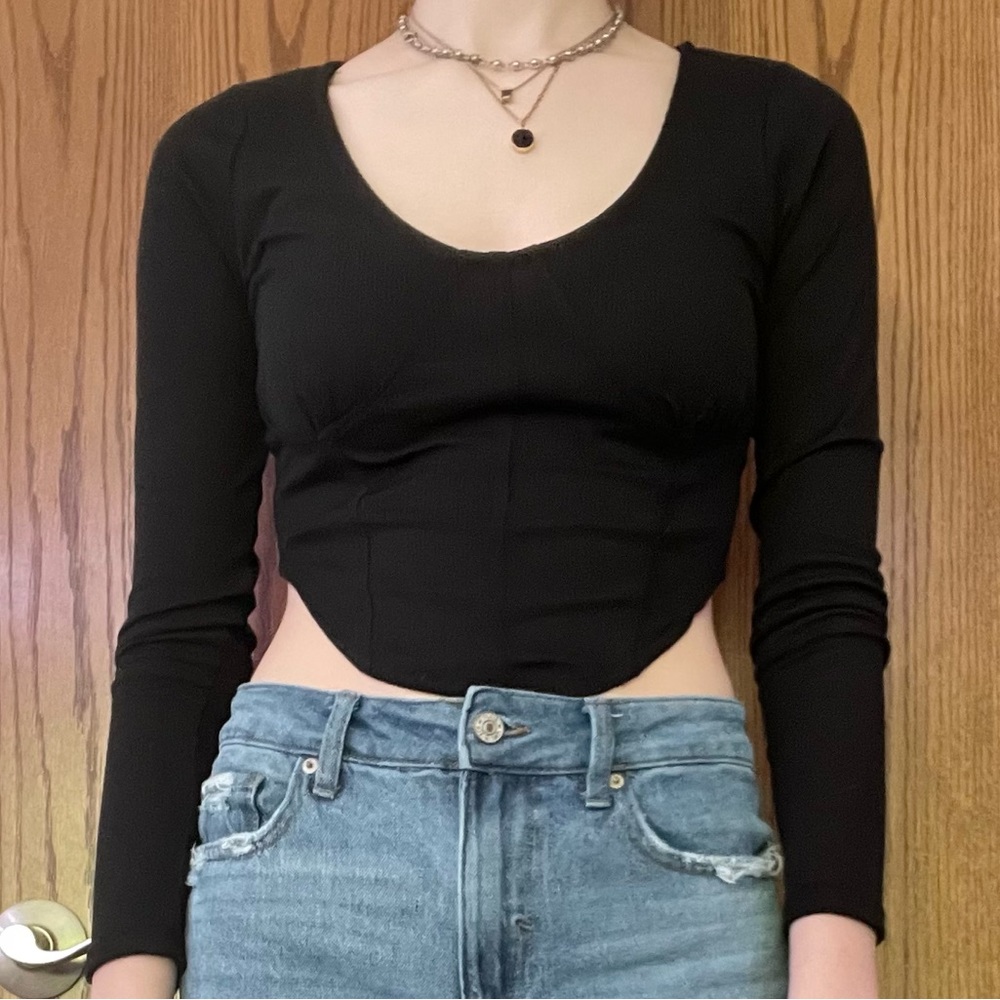 Women’s black long sleeve corset style semi crop top